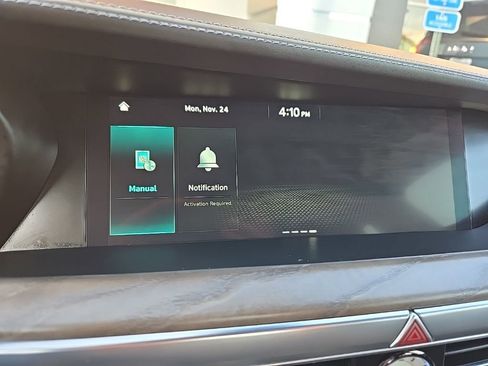 Used 2022 Genesis G90 3.3T Premium image 29