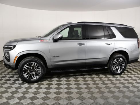 Used 2025 Chevrolet Tahoe Z71 AWD/4WD image 9