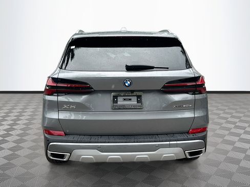 New 2026 BMW X5 xDrive50e w/ Premium Package image 5