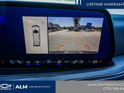 New 2025 Chevrolet Suburban Premier w/ Sun And Tow Package AWD/4WD image 37