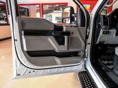 Used 2018 Ford F350 XL w/ Ambulance Prep Package image 28