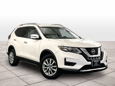 Used 2018 Nissan Rogue SV AWD/4WD image 2