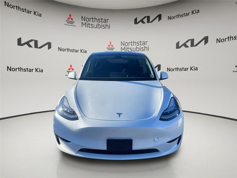 Used 2023 Tesla Model Y Performance AWD/4WD image 6