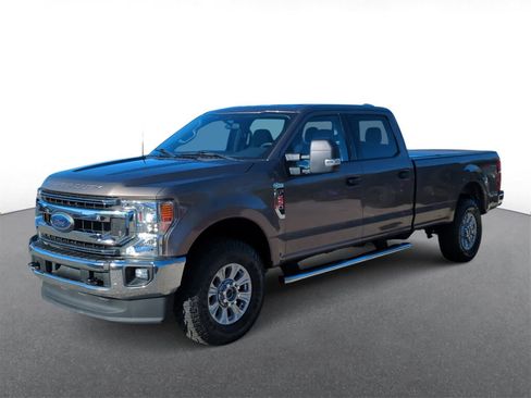 Used 2022 Ford F250 XLT w/ XLT Value Package image 4