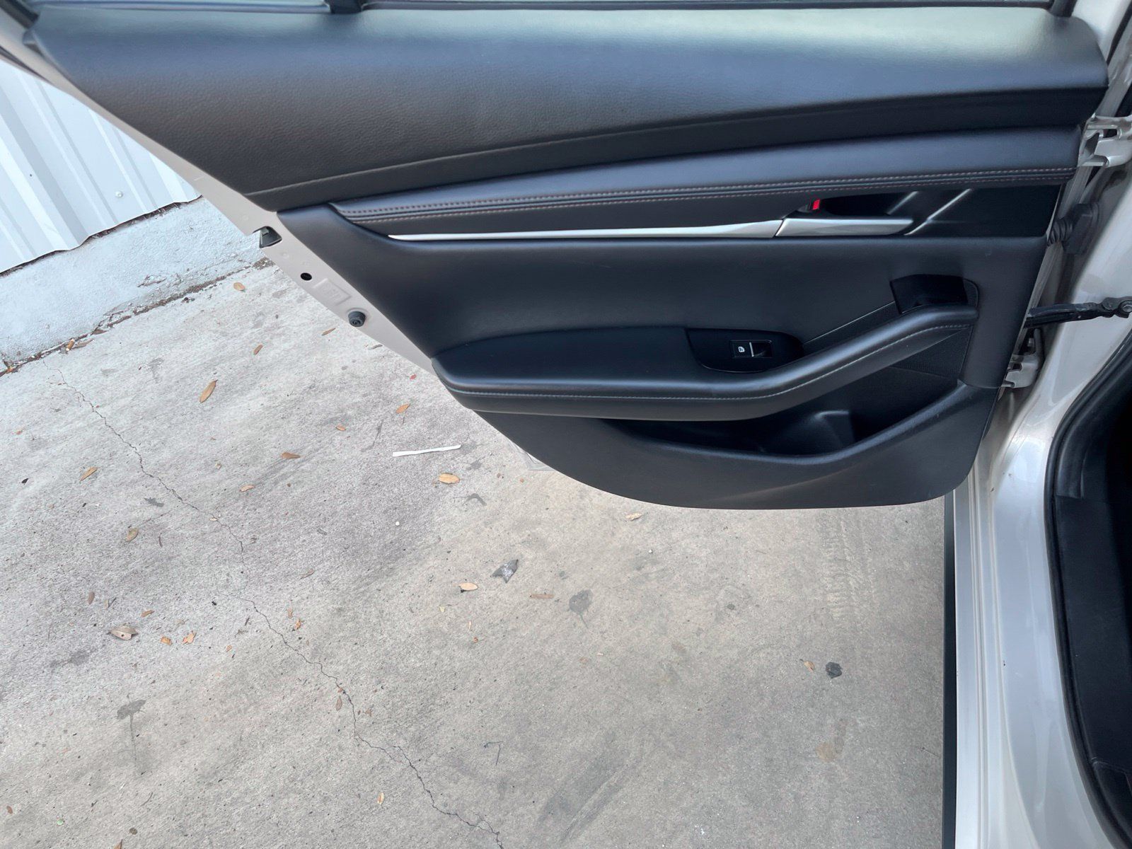 Used 2024 MAZDA MAZDA3 s FWD image 14