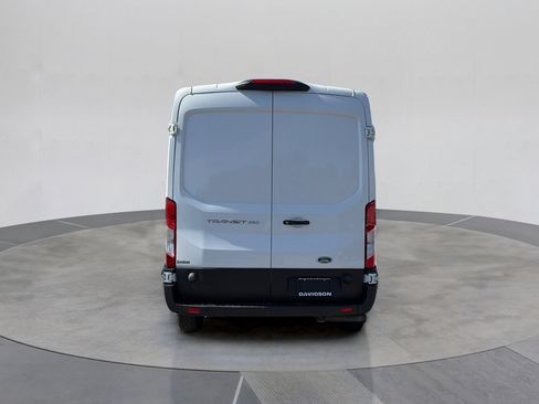 Used 2020 Ford Transit 250 Medium Roof RWD image 4
