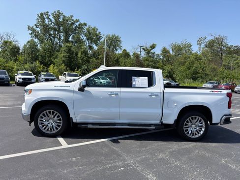 Used 2024 Chevrolet Silverado 1500 LTZ w/ LTZ Convenience Package II AWD/4WD image 3