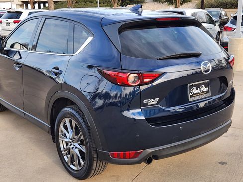 Used 2019 MAZDA CX-5 Signature image 11