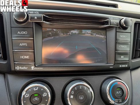 Used 2016 Toyota RAV4 LE AWD/4WD image 28