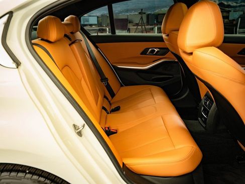 Used 2024 BMW 330i xDrive Sedan w/ Premium Package image 42