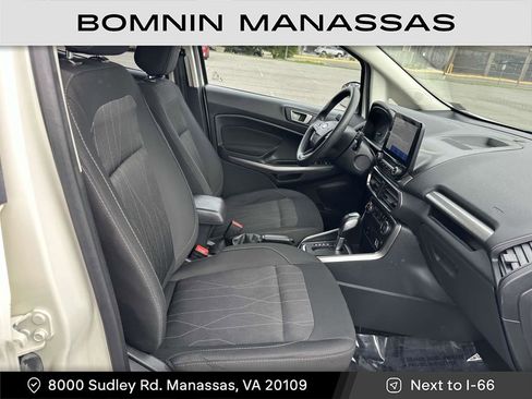 Used 2021 Ford EcoSport SE image 9