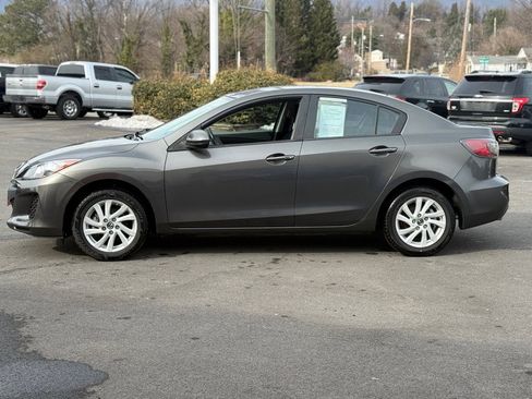 Used 2013 MAZDA MAZDA3 i Touring image 2