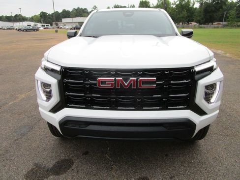 New 2026 GMC Canyon Elevation image 4