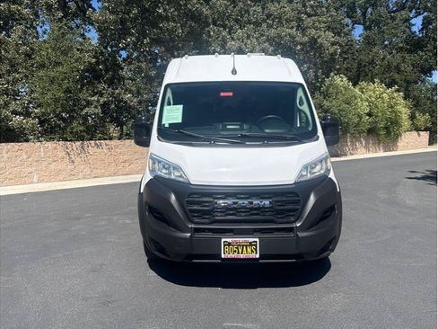 Used 2023 RAM ProMaster 3500 FWD image 2