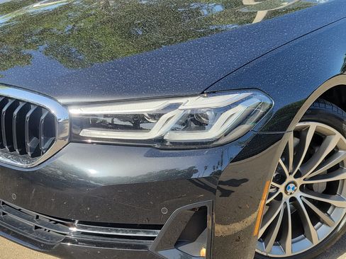 Used 2023 BMW 530i w/ Premium Package RWD image 5