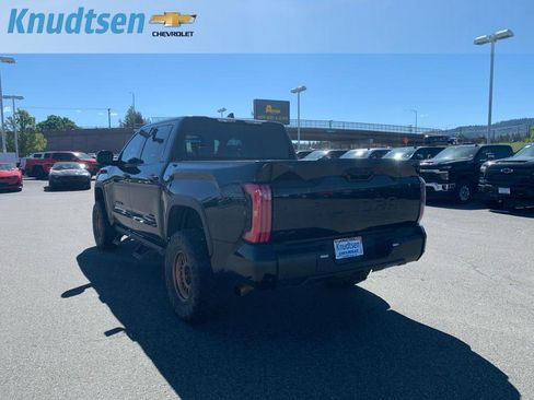 Used 2025 Toyota Tundra Limited AWD/4WD image 5