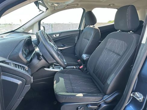Used 2021 Ford EcoSport SE w/ SE Convenience Package FWD image 4