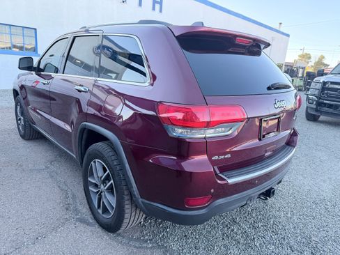 Used 2017 Jeep Grand Cherokee Limited image 27