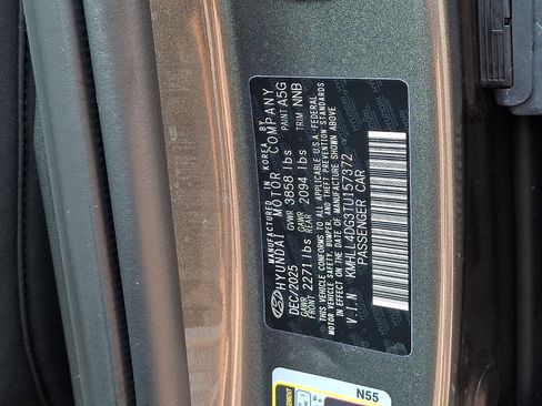 Certified 2026 Hyundai Elantra SE FWD image 25