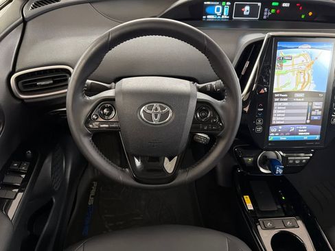 Used 2021 Toyota Prius Prime XLE FWD image 14