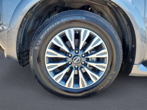 Used 2022 Nissan Armada SL w/ Midnight Edition Package AWD/4WD image 14