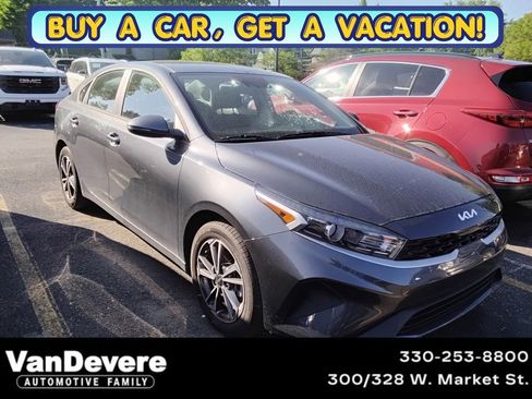 Used 2023 Kia Forte LXS w/ LXS Technology Package FWD image 1