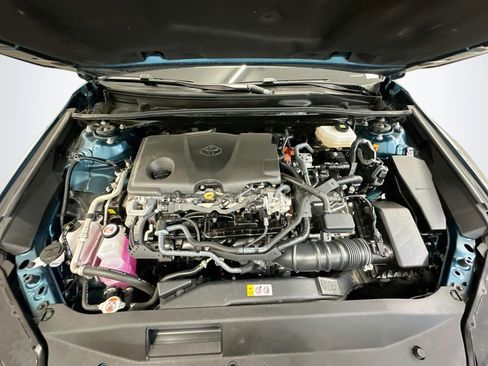 Used 2025 Toyota Camry SE FWD image 34