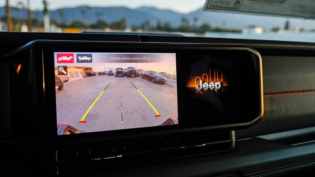 New 2026 Jeep Gladiator Rubicon AWD/4WD image 29