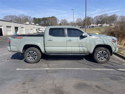 Used 2023 Toyota Tacoma TRD Sport w/ Advanced Technology Package image 2