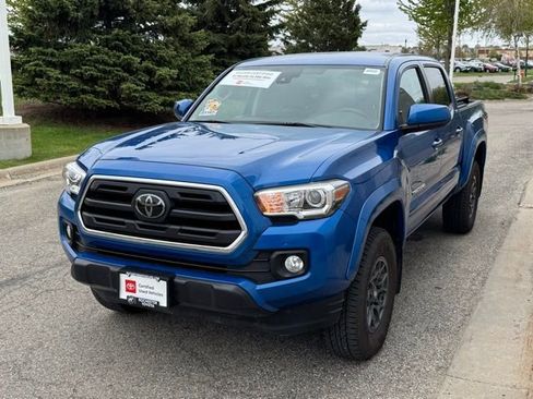 Certified 2018 Toyota Tacoma SR5 AWD/4WD image 32