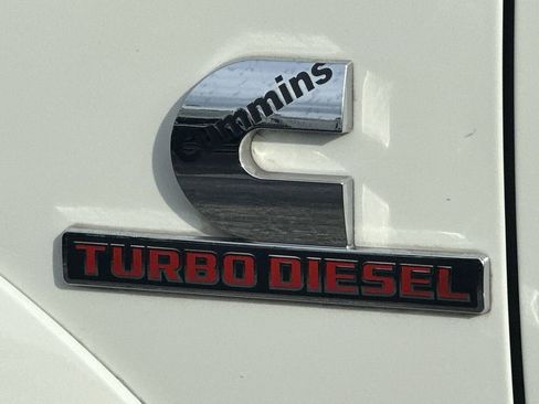 Used 2018 RAM 2500 Laramie AWD/4WD image 37