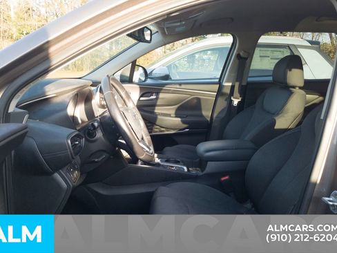 Used 2019 Hyundai Santa Fe SEL image 7
