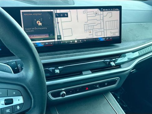 Used 2025 BMW X5 xDrive50e w/ Climate Comfort Package AWD/4WD image 28