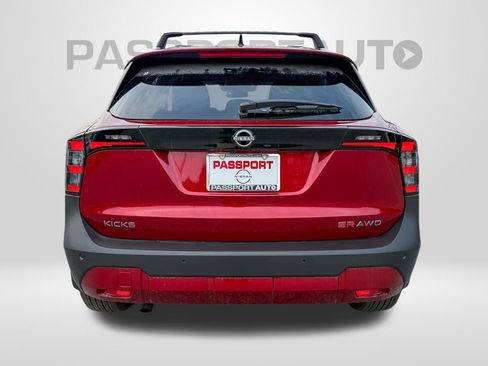 New 2026 Nissan Kicks SR w/ Illumination Package image 7