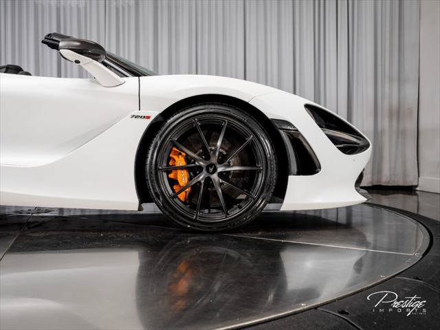 Used 2020 McLaren 720S Performance RWD image 33