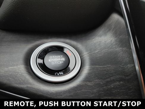 New 2025 Jeep Grand Cherokee L Overland w/ Luxury Tech Group IV image 8