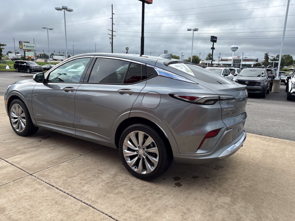 Used 2025 Buick Envista Sport Touring FWD image 3