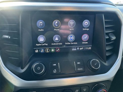 Used 2023 GMC Acadia SLE image 12