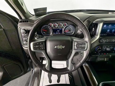 Used 2022 Chevrolet Silverado 1500 LT Trail Boss w/ Bed Protection Package AWD/4WD image 11