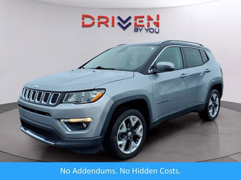 Used 2018 Jeep Compass Limited image 1