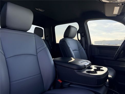 New 2026 RAM 3500 Tradesman AWD/4WD image 9