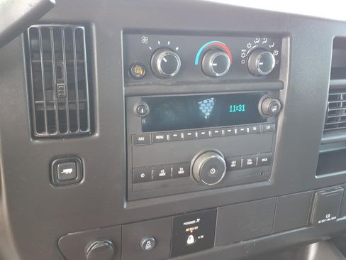 Used 2024 Chevrolet Express 2500 w/ Driver Convenience Package RWD image 12