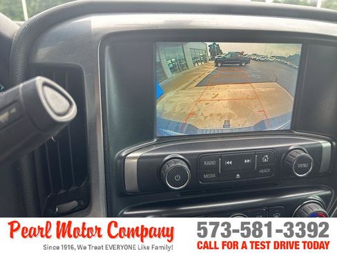 Used 2016 Chevrolet Silverado 2500 LT w/ LT Convenience Package AWD/4WD image 17