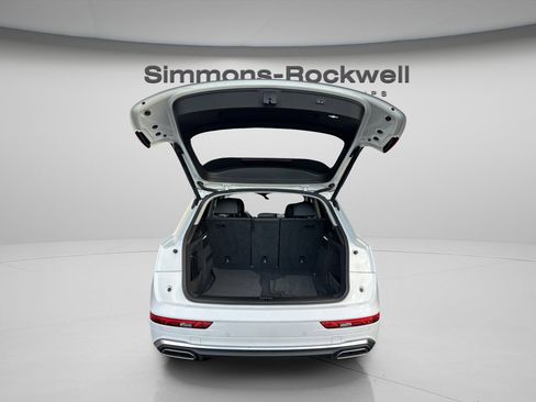 Used 2024 Audi Q5 2.0T Premium Plus image 16