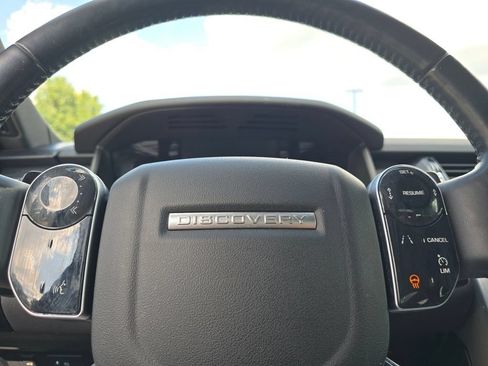 Used 2019 Land Rover Discovery HSE AWD/4WD image 31