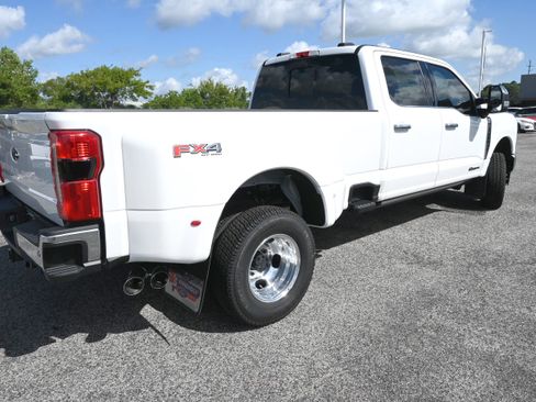 New 2026 Ford F350 Lariat w/ Lariat Premium Package AWD/4WD image 3