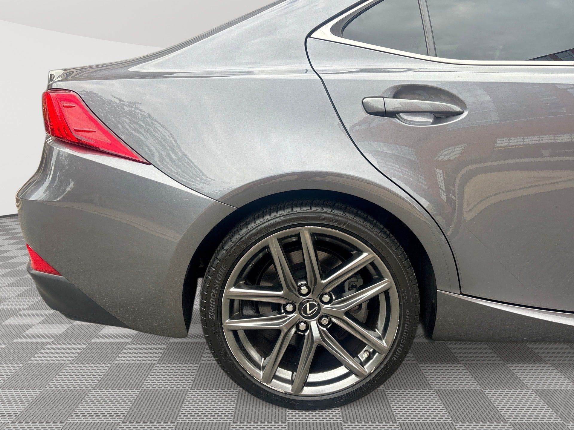Used 2018 Lexus IS 300 F Sport w/ F Sport Package RWD image 30