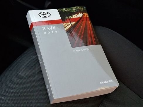 Used 2024 Toyota RAV4 XLE image 26