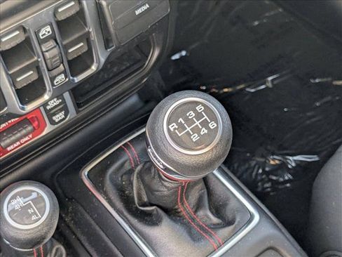 Used 2021 Jeep Wrangler Unlimited Rubicon image 11