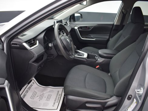 Used 2024 Toyota RAV4 LE image 13